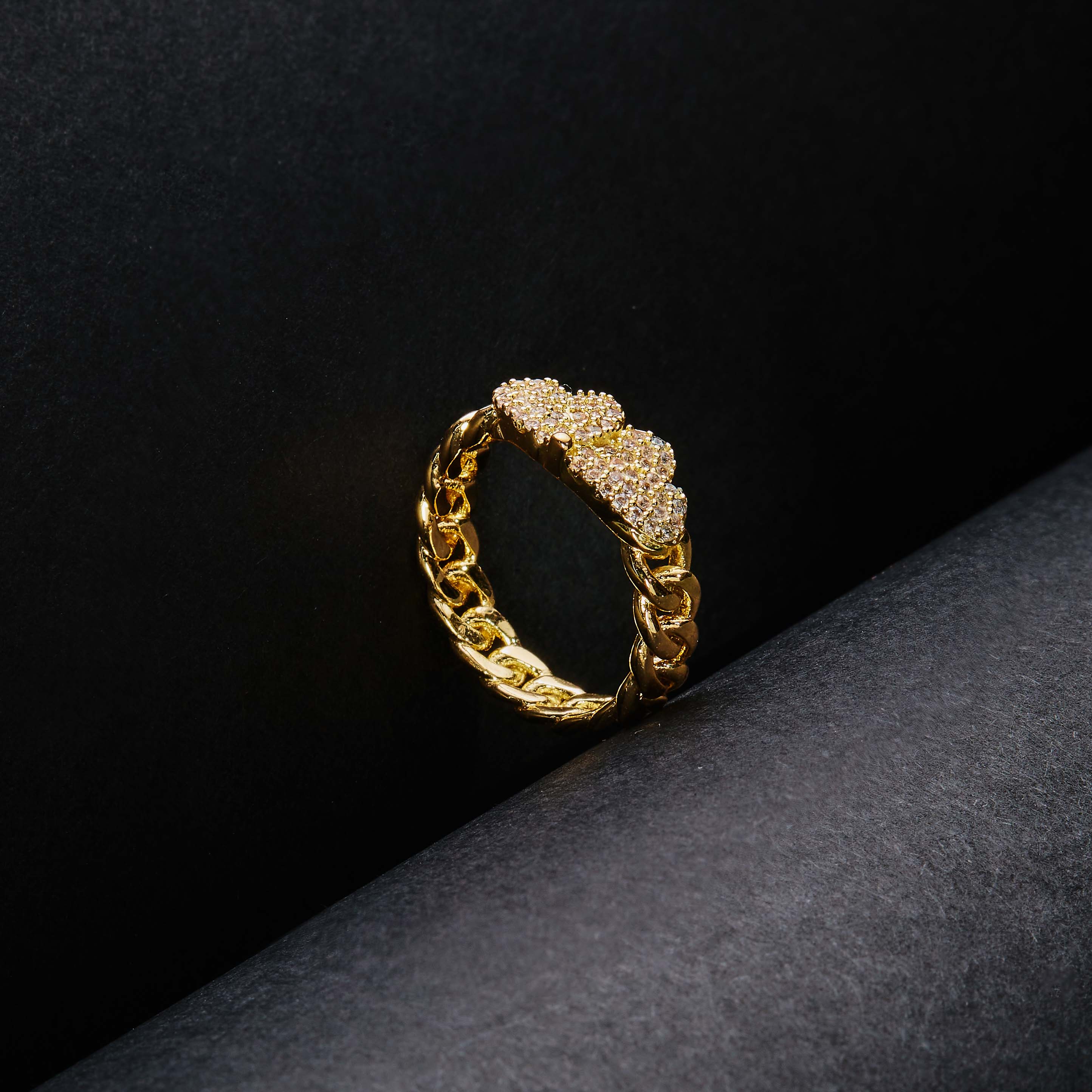 Amore Ring